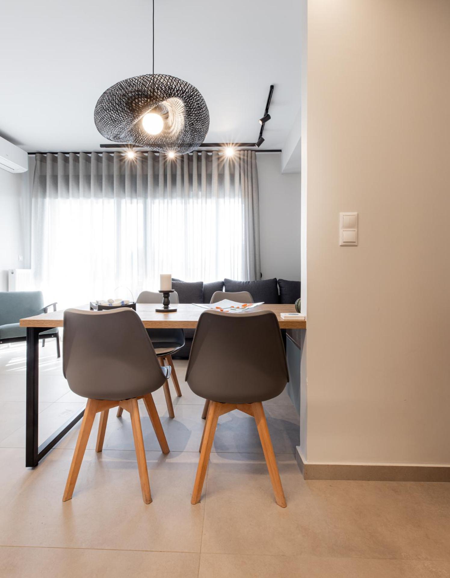 Cozy Apartment In Kalamaria, Солун Екстериор снимка