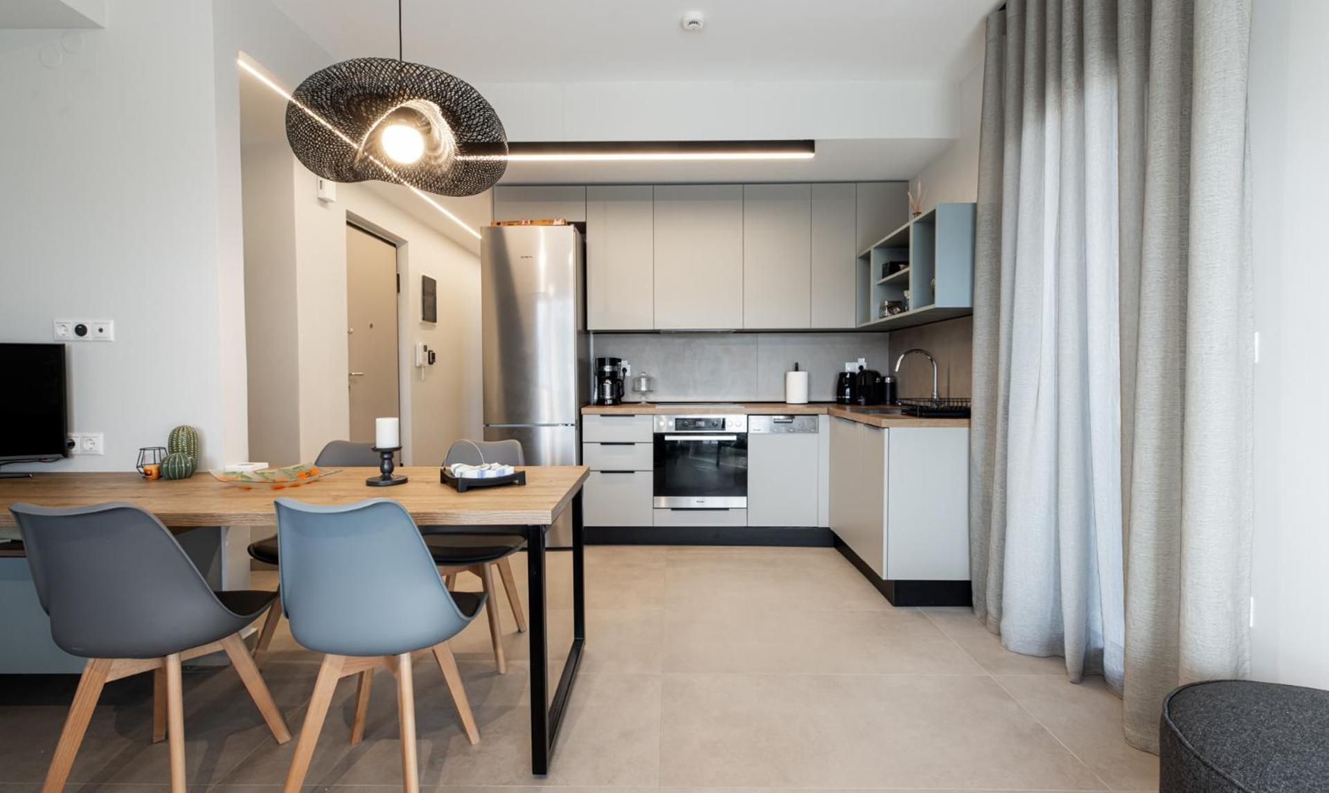 Cozy Apartment In Kalamaria, Солун Екстериор снимка