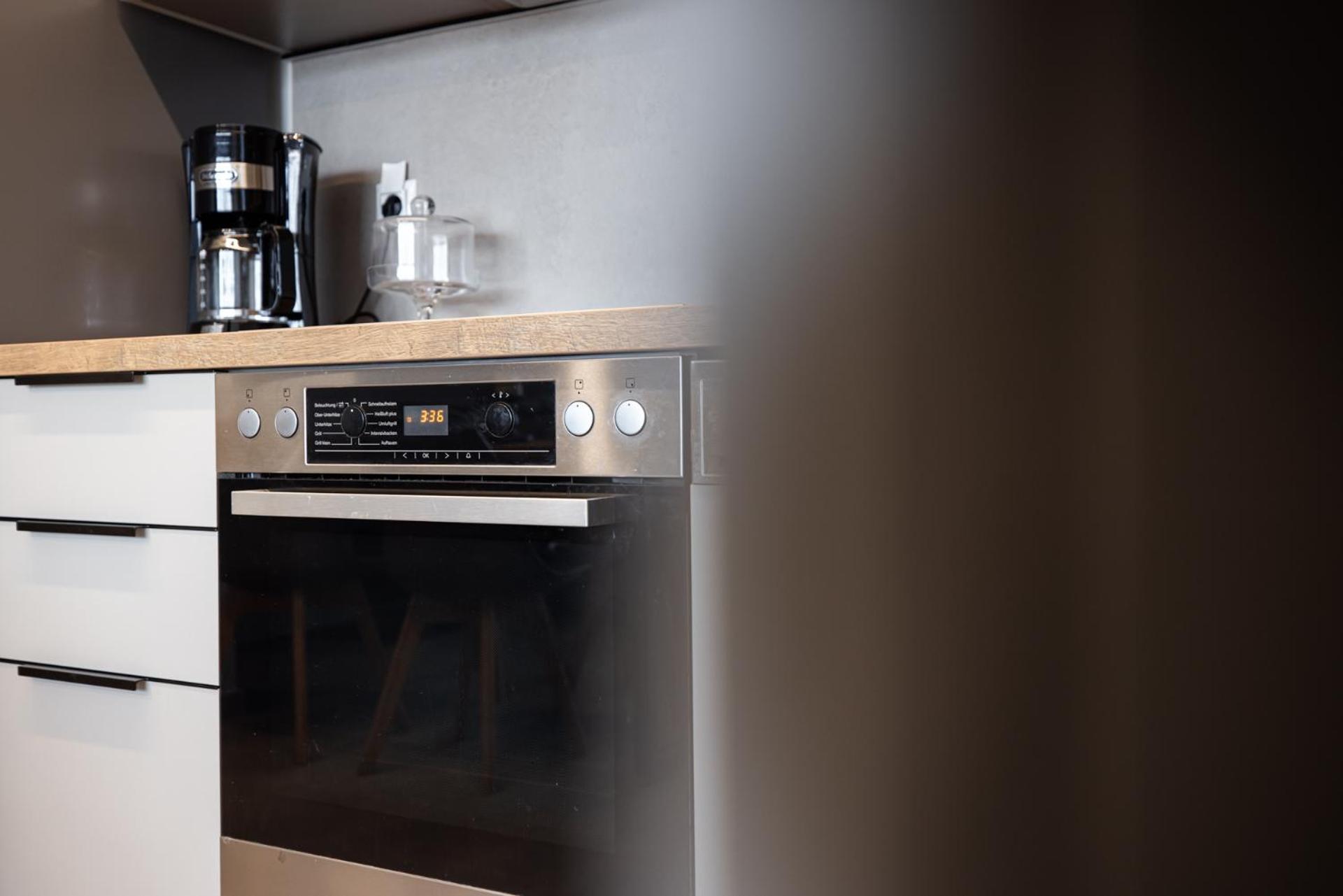 Cozy Apartment In Kalamaria, Солун Екстериор снимка